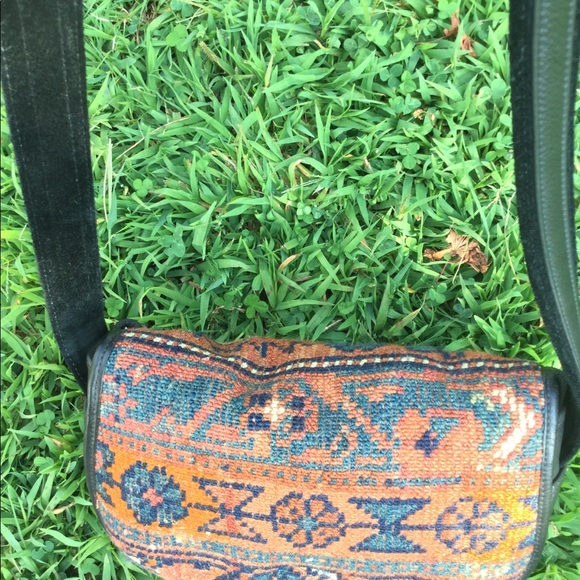 REEVES LEATHER SADDLE BAG PURSE EMBROIDERED SUEDE - Picture 3 of 8